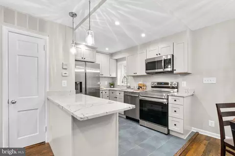 2967 S Columbus St S #A2, Arlington, VA 22206