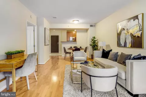 851 N Glebe Rd #207, Arlington, VA 22203