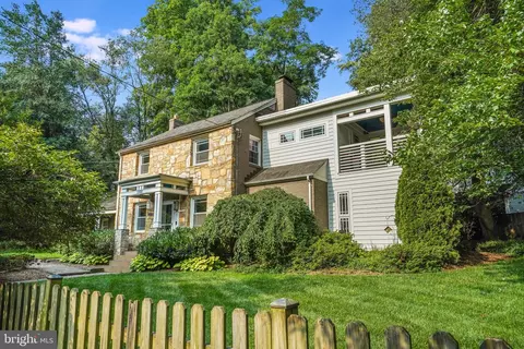 2200 N Pollard St, Arlington, VA 22207