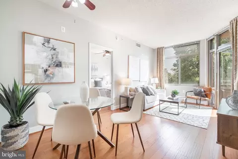 3650 S Glebe Rd #252, Arlington, VA 22202