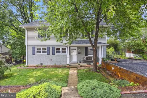 1804 S Stafford St, Arlington, VA 22204