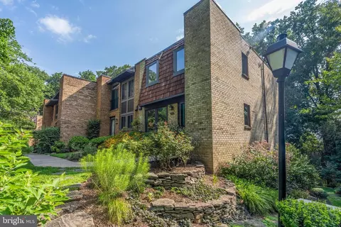 6280 15th Pl N, Arlington, VA 22205