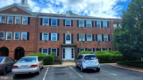5110 Columbia Pike #1, Arlington, VA 22204