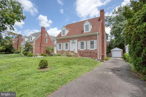 409 N Oxford St, Arlington, VA 22203