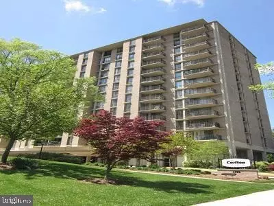 4600 S Four Mile Run Dr #517, Arlington, VA 22204