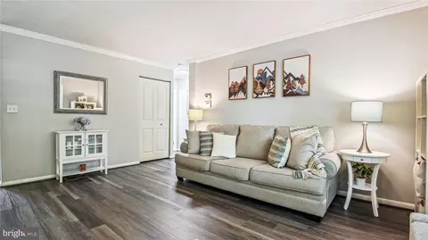2643 S Walter Reed Dr #C, Arlington, VA 22206
