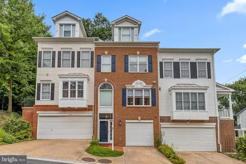 4120 21st Rd N, Arlington, VA 22207