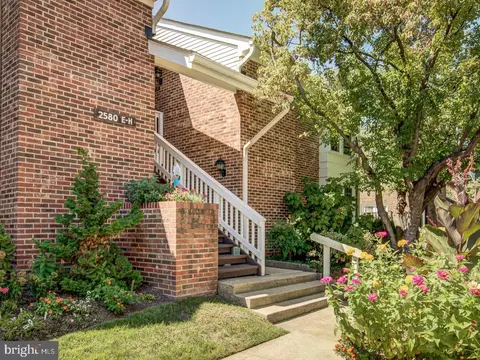 2580 S G S Arlington Mill Dr #7, Arlington, VA 22206