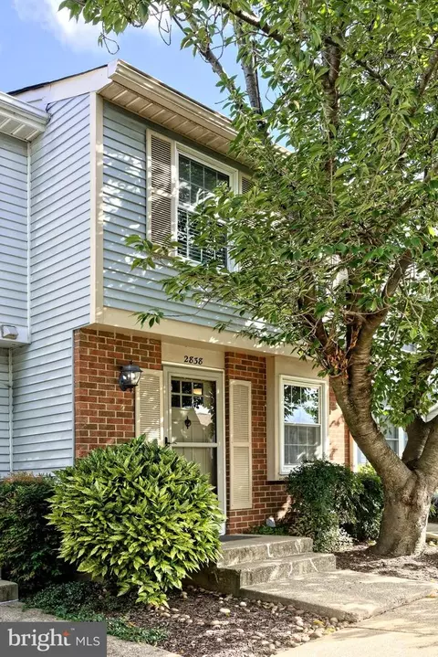 2838 S Meade St, Arlington, VA 22206