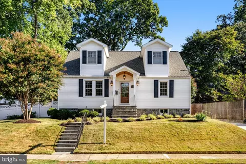 2401 S Culpeper St, Arlington, VA 22206
