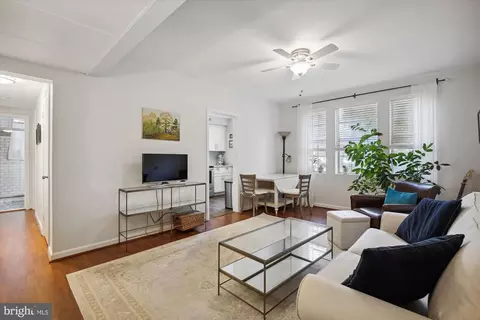 1723 N Troy St #8-403, Arlington, VA 22201