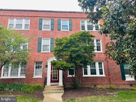1811 Key Blvd #10527, Arlington, VA 22201