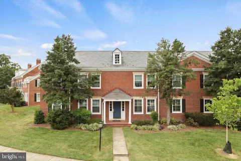 3345 S Stafford St #A2, Arlington, VA 22206