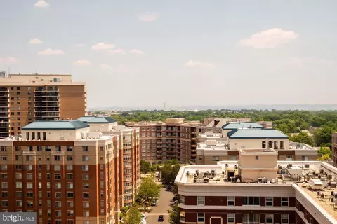 888 N Quincy St #1502, Arlington, VA 22203
