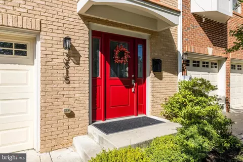 3515 22nd St S, Arlington, VA 22204