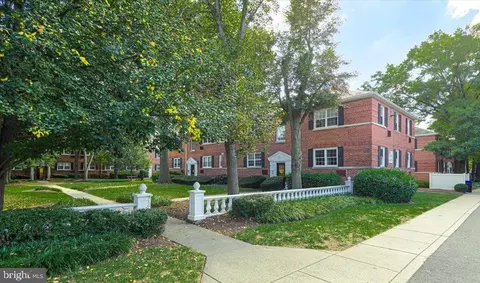 4378 N Pershing Dr #3, Arlington, VA 22203