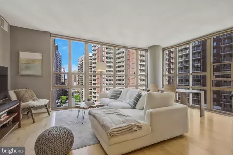 888 N Quincy St N #1001, Arlington, VA 22203