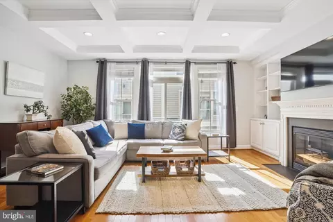 3306 Kemper Rd, Arlington, VA 22206