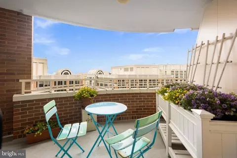 900 N Taylor St #1522, Arlington, VA 22203