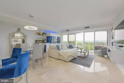 1530 Key Blvd #722, Arlington, VA 22209