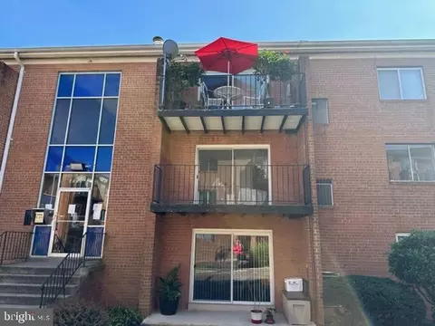 3404 25th St S #44, Arlington, VA 22206