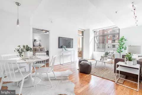 3600 S Glebe Rd #219W, Arlington, VA 22202
