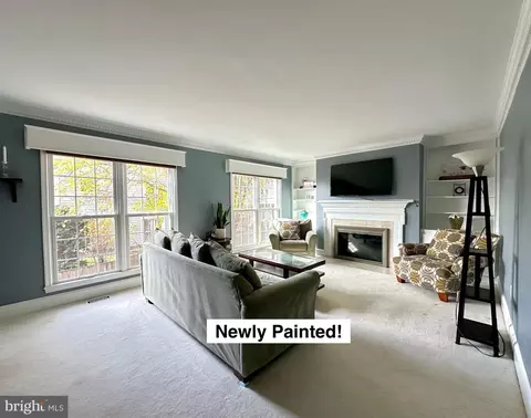 5625 Langston Blvd, Arlington, VA 22207