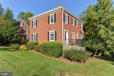 4831 27th Rd S, Arlington, VA 22206