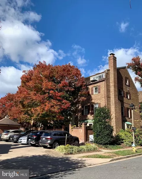 1112 N A N Taylor St #1112A, Arlington, VA 22201