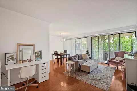 4141 N Henderson Rd #604, Arlington, VA 22203