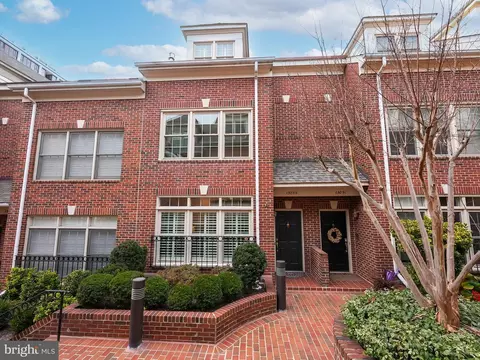 1505 N D N Colonial Ter, Arlington, VA 22209