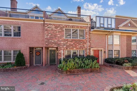 614 N A N Tazewell St N, Arlington, VA 22203