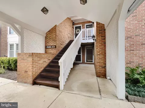 2588 S C S C S Arlington Mill Dr 3 #3C, Arlington, VA 22206