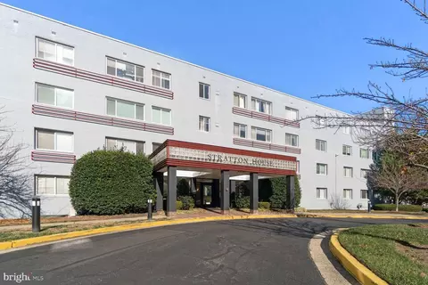 3601 5th St S #108, Arlington, VA 22204