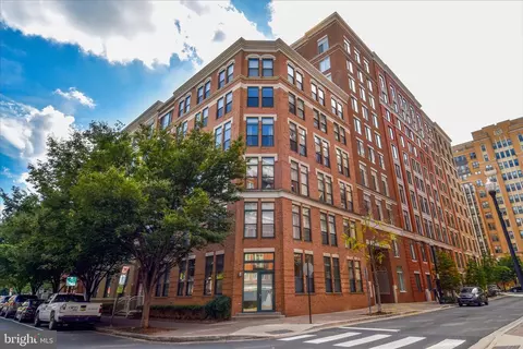 1201 N Garfield St #712, Arlington, VA 22201