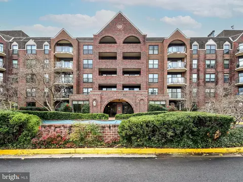 2100 Langston Blvd #540, Arlington, VA 22201