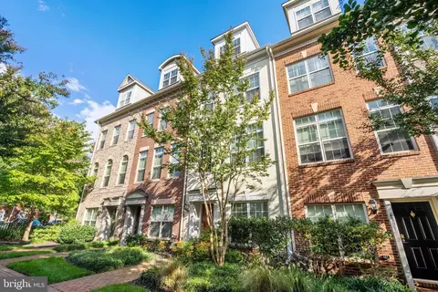 4305 4th Ct N, Arlington, VA 22203