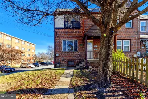 803 S Ode St, Arlington, VA 22204