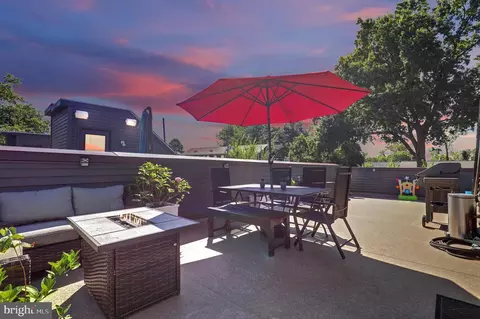 5701 11th St N #5, Arlington, VA 22205