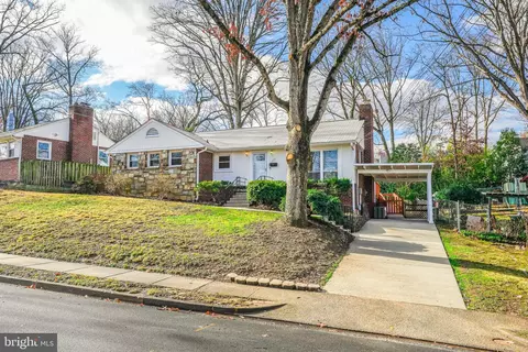 1226 S Forest Dr, Arlington, VA 22204