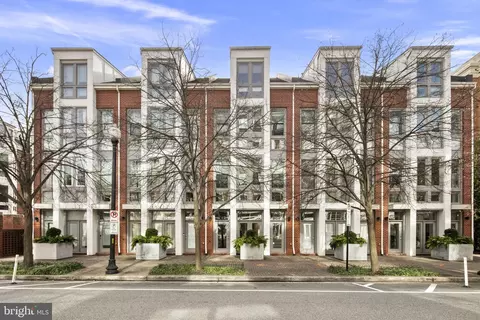 2032 N Westmoreland St N, Arlington, VA 22213