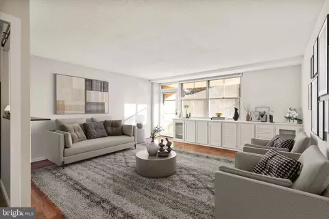 2030 N Adams St #911, Arlington, VA 22201