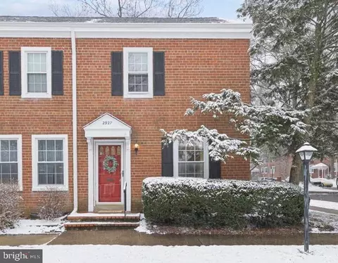 2927 S Columbus St, Arlington, VA 22206