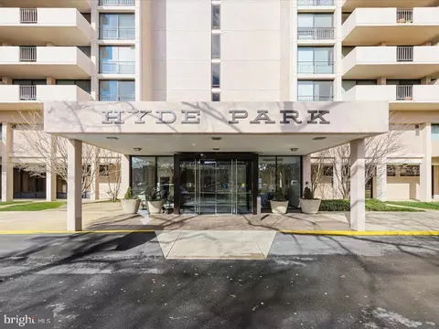 4141 N Henderson Rd #913, Arlington, VA 22203