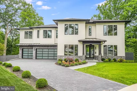 2628 N Upland St N, Arlington, VA 22207