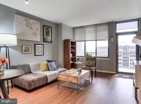 851 N Glebe Rd #914, Arlington, VA 22203