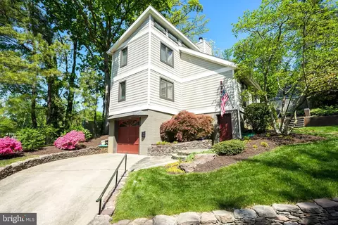 925 N Jacksonville St N, Arlington, VA 22205