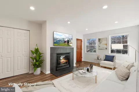 2705 Arlington Blvd #102, Arlington, VA 22201