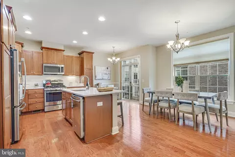 Kitchen - 4346 4th St N, Arlington, VA 22203 photo 2 of 5