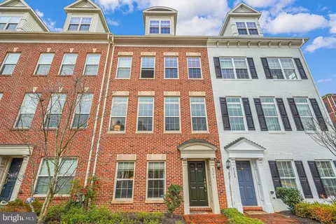 4346 4th St N, Arlington, VA 22203